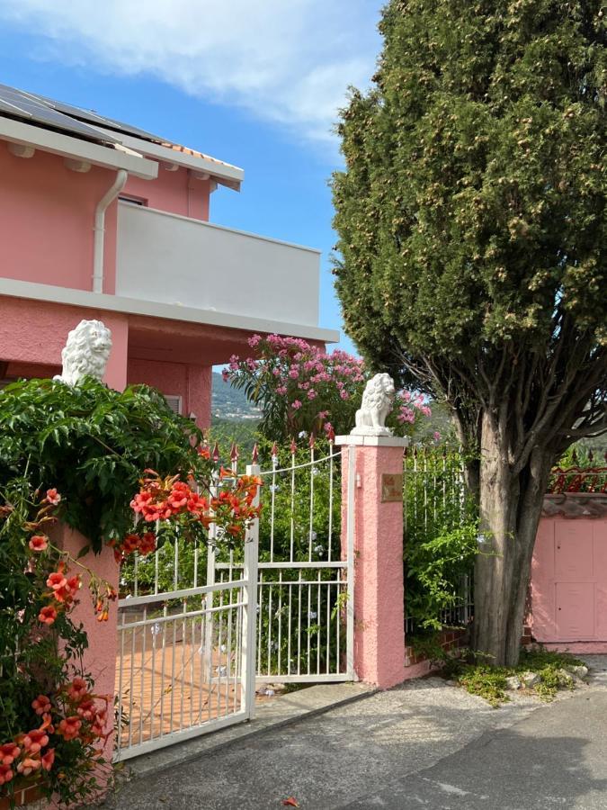 Giustenice Villa Rosa מראה חיצוני תמונה